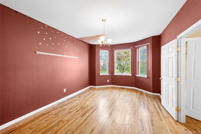 72 Sweetgum Lane, Miller Place, NY 11764