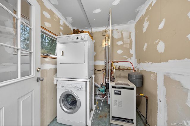 24 Patricia Lane, Washingtonville, NY 10992