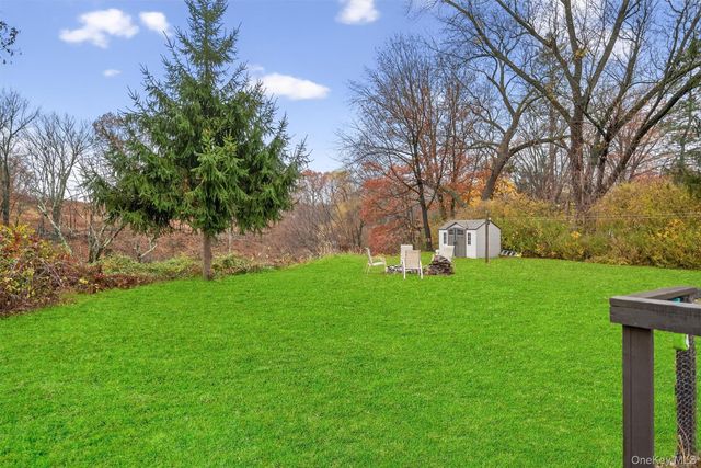 24 Patricia Lane, Washingtonville, NY 10992