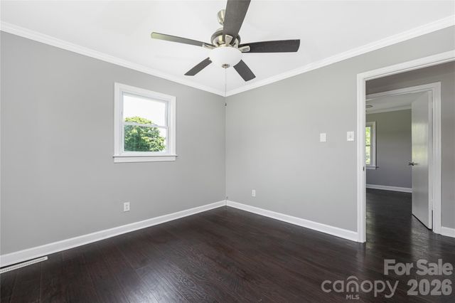 112 Robinette Lane, Statesville, NC 28625