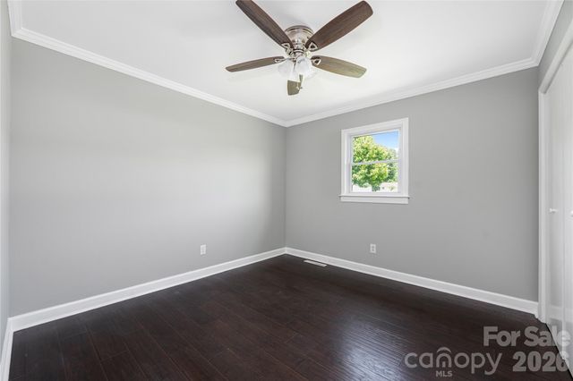 112 Robinette Lane, Statesville, NC 28625