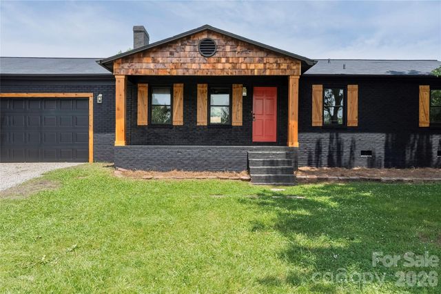 112 Robinette Lane, Statesville, NC 28625