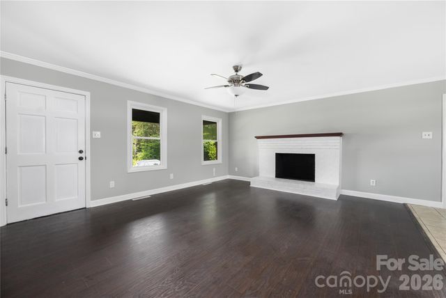 112 Robinette Lane, Statesville, NC 28625