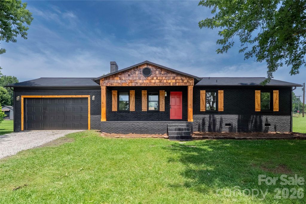 112 Robinette Lane, Statesville, NC 28625