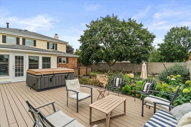 4S170 Hazelcrest Drive, Sugar Grove, IL 60554