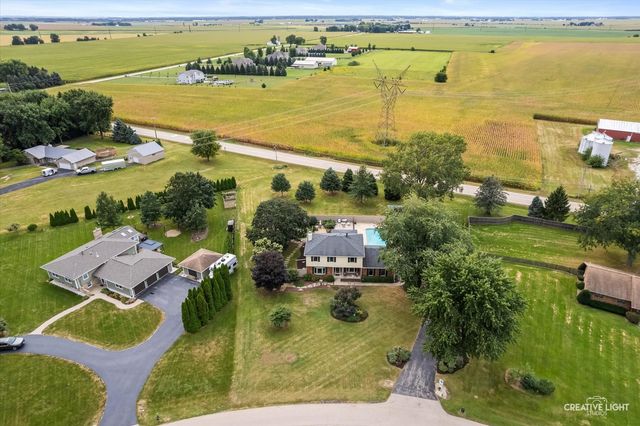 4S170 Hazelcrest Drive, Sugar Grove, IL 60554