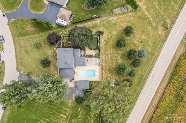 4S170 Hazelcrest Drive, Sugar Grove, IL 60554
