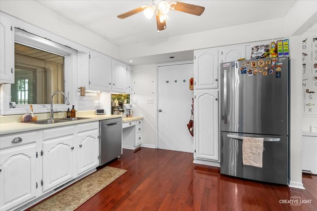 4S170 Hazelcrest Drive, Sugar Grove, IL 60554
