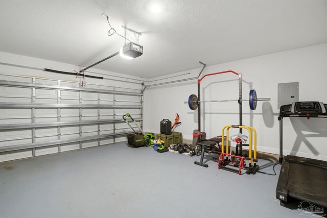 6609 Boatswaine Rd, Pensacola, FL 32526