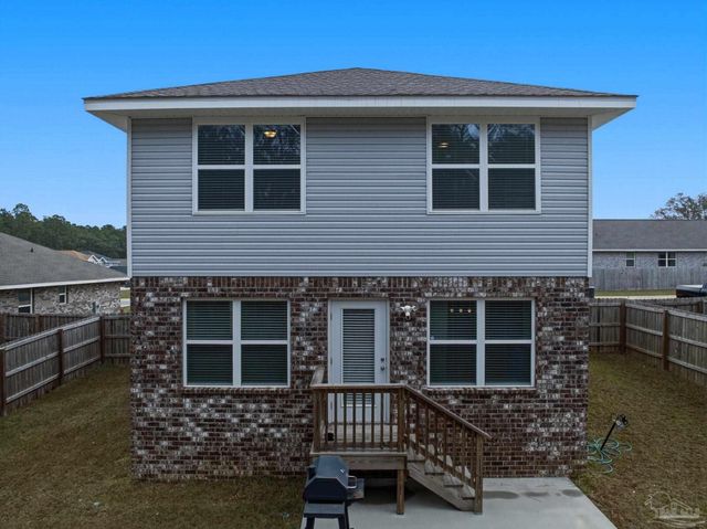 6609 Boatswaine Rd, Pensacola, FL 32526