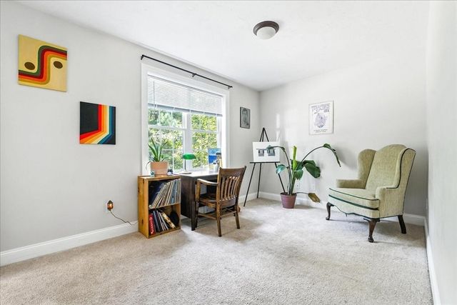 21 Crest Ave, Plymouth, MA 02360