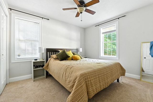 21 Crest Ave, Plymouth, MA 02360