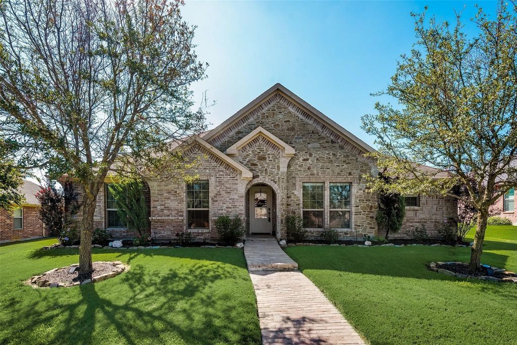 1316 High Meadow Drive, Royse City, TX 75189