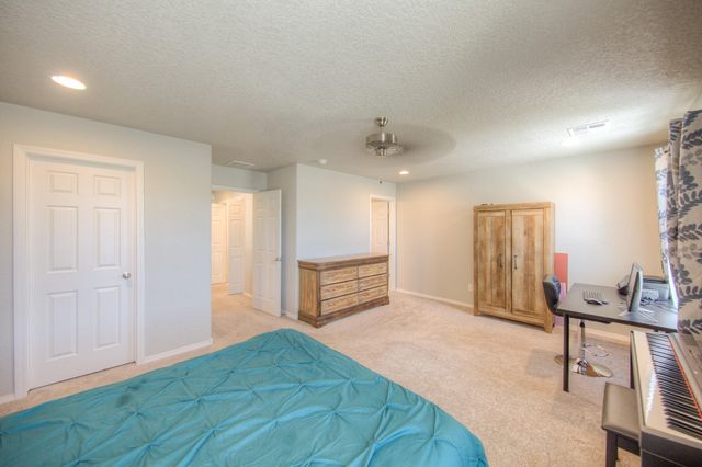 1810 Mulberry Court NE, Rio Rancho, NM 87144