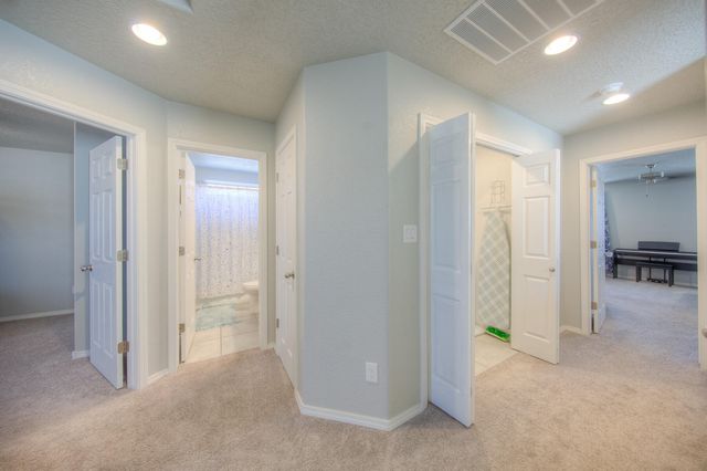 1810 Mulberry Court NE, Rio Rancho, NM 87144