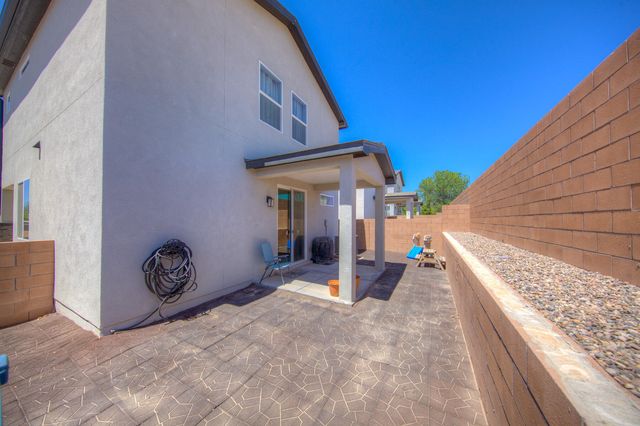 1810 Mulberry Court NE, Rio Rancho, NM 87144