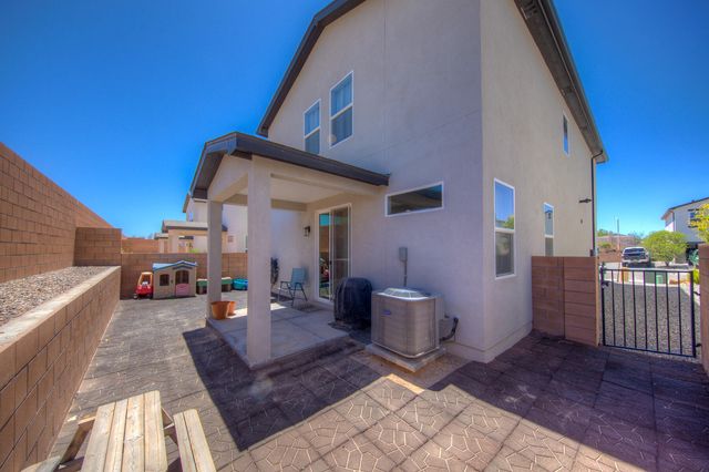 1810 Mulberry Court NE, Rio Rancho, NM 87144