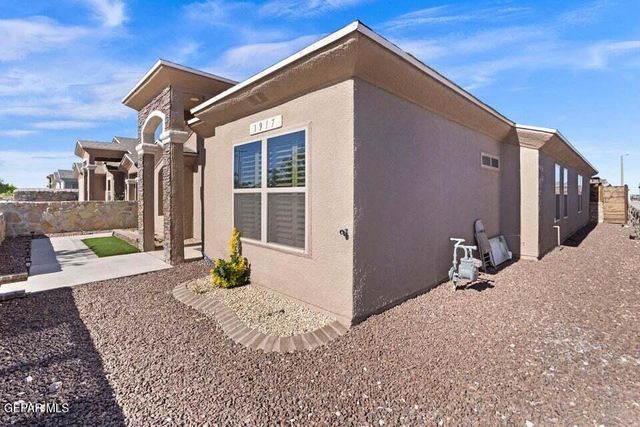 1917 TIM FOSTER Street, El Paso, TX 79938