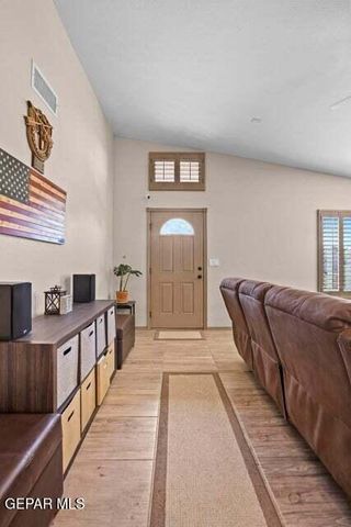 1917 TIM FOSTER Street, El Paso, TX 79938