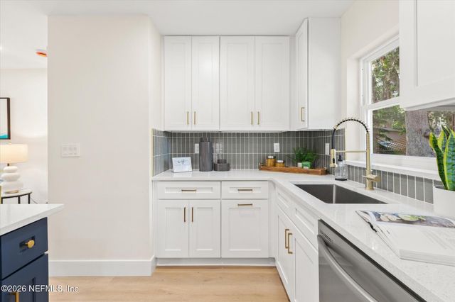 1115 SEBAGO Avenue S, Jacksonville, FL 32233