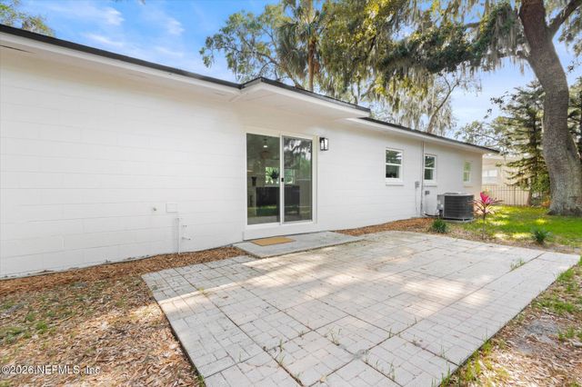 1115 SEBAGO Avenue S, Jacksonville, FL 32233