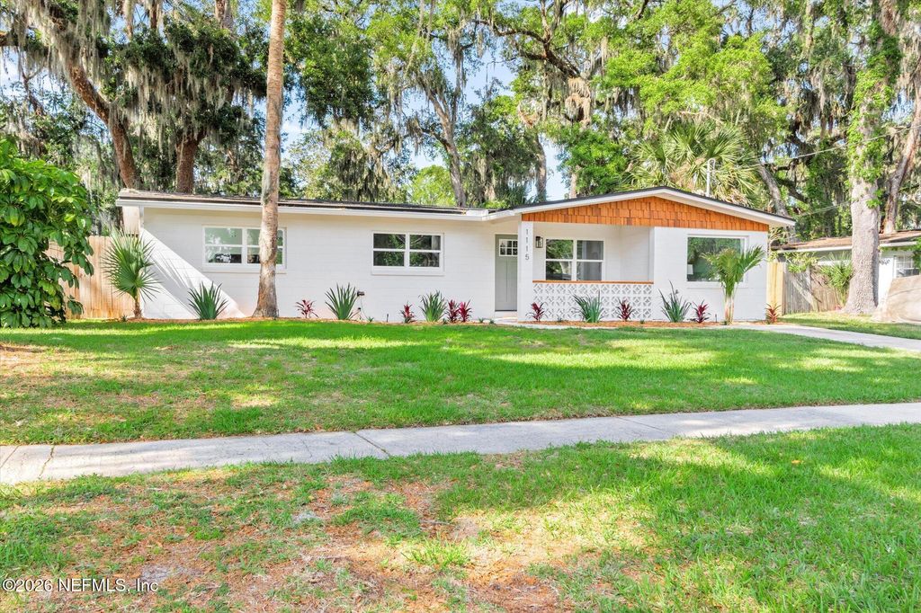1115 SEBAGO Avenue S, Jacksonville, FL 32233