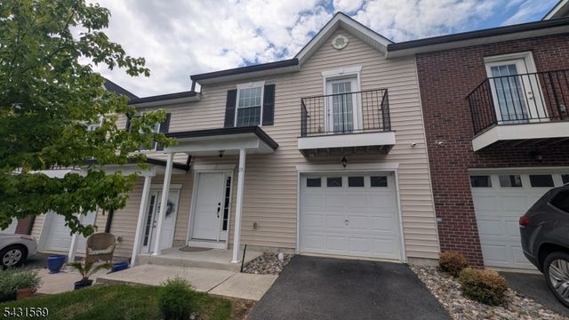 19 Gregg Ct, Newton Town, NJ 07860