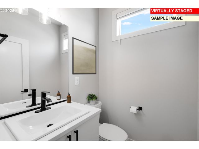 18620 Sw SOLITUDE St, Beaverton, OR 97007