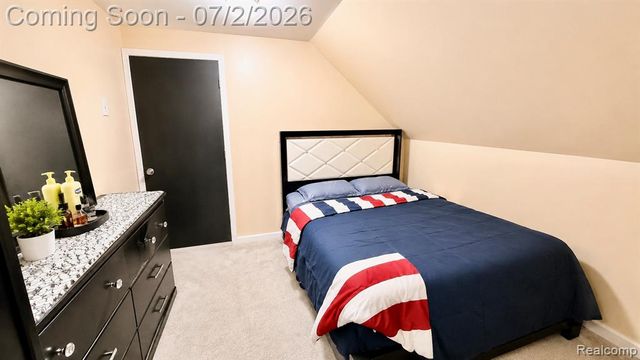 2433 Zinow Street, Hamtramck, MI 48212
