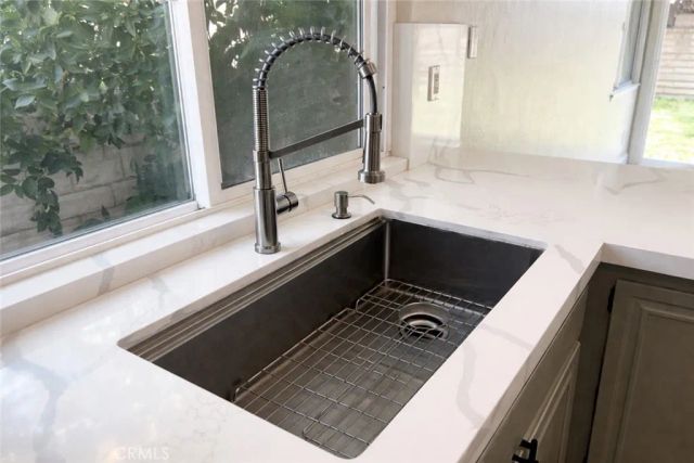 25444 Via Pacifica, Valencia, CA 91355