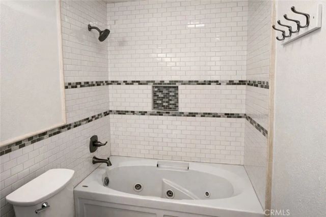 25444 Via Pacifica, Valencia, CA 91355