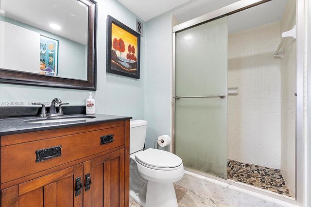 1770 S Ocean Blvd 308, Lauderdale By The Sea, FL 33062