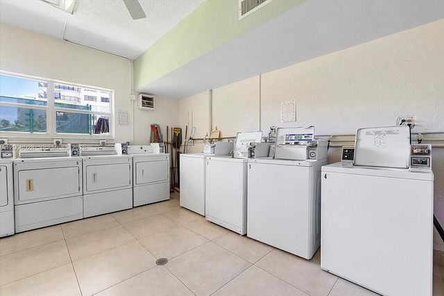 1770 S Ocean Blvd 308, Lauderdale By The Sea, FL 33062