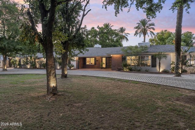 550 W BERRIDGE Lane, Phoenix, AZ 85013