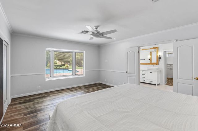 550 W BERRIDGE Lane, Phoenix, AZ 85013
