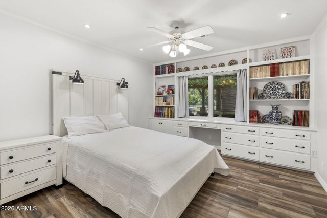 550 W BERRIDGE Lane, Phoenix, AZ 85013