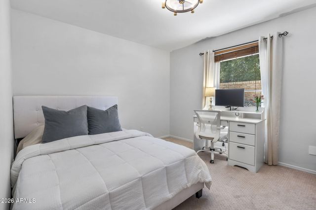 550 W BERRIDGE Lane, Phoenix, AZ 85013