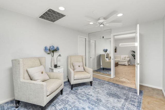 550 W BERRIDGE Lane, Phoenix, AZ 85013