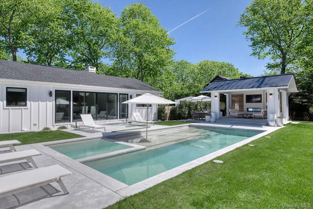 54 Glade Road, East Hampton, NY 11937