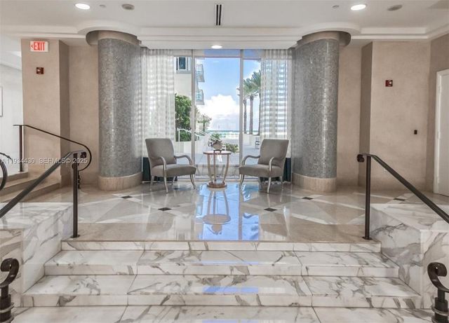 6917 Collins Ave 503, Miami Beach, FL 33141