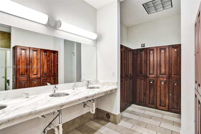 6917 Collins Ave 503, Miami Beach, FL 33141