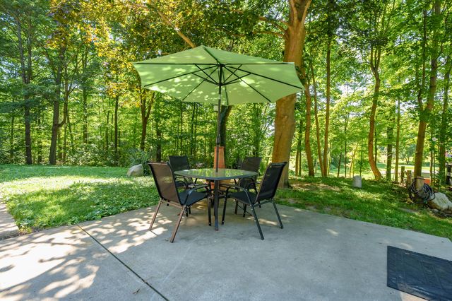 9299 W Avenue E, Vicksburg, MI 49097