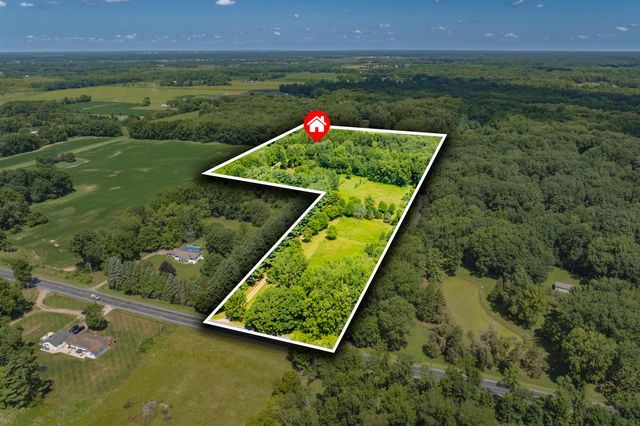 9299 W Avenue E, Vicksburg, MI 49097