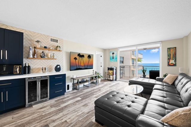 1051 Hillsboro Mile 308E, Hillsboro Beach, FL 33062