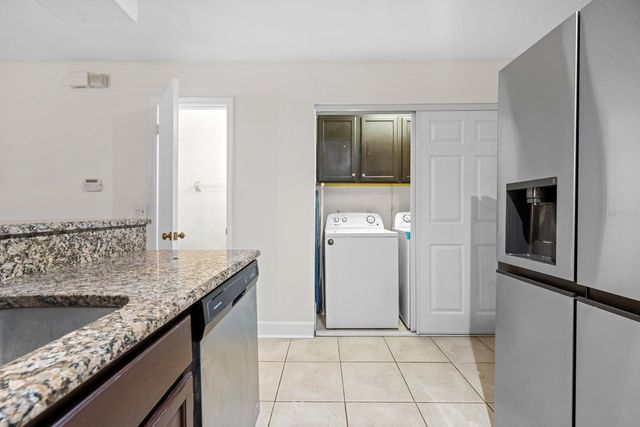 11317 STRATTON PARK DRIVE, Temple Terrace, FL 33617
