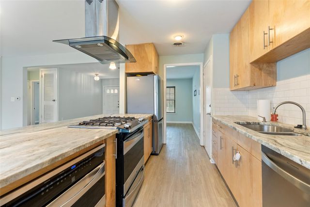 5305 Medford DR, Austin, TX 78723