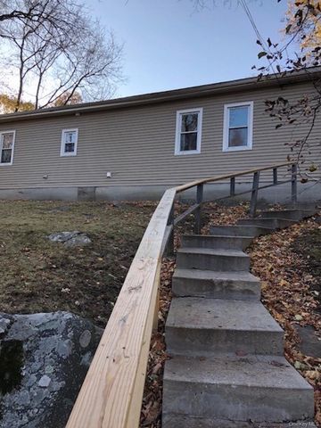 19 Henning Drive 1, Montrose, NY 10548