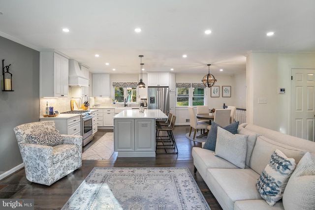 4021 N RICHMOND ST, Arlington, VA 22207