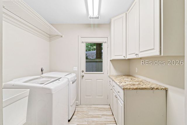 3 Deerfield Rd, Hilton Head Island, SC 29926