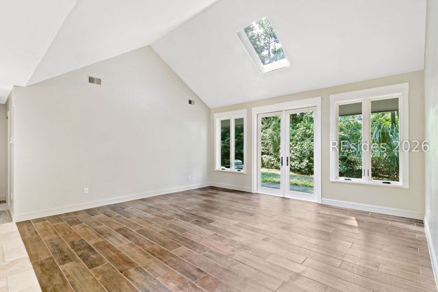 3 Deerfield Rd, Hilton Head Island, SC 29926